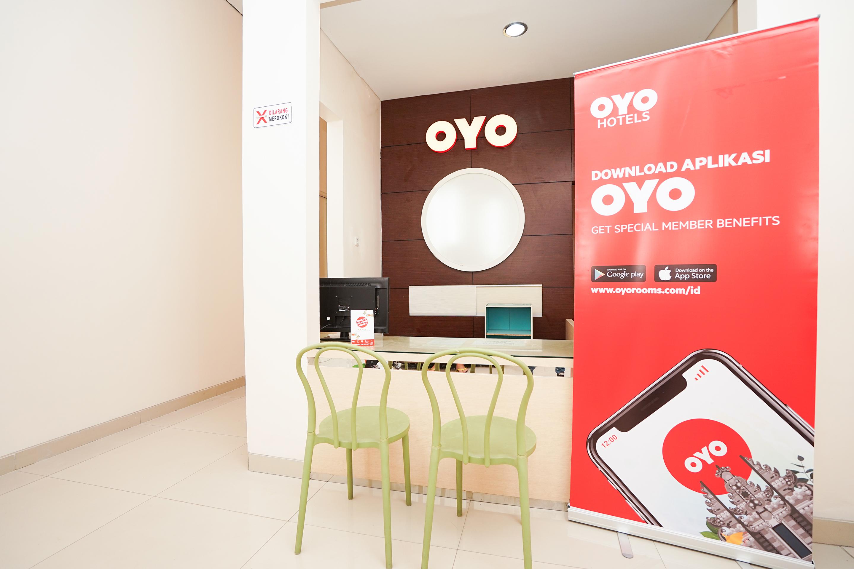 Oyo 782 Menjangan Residence At Citraland 1 Surabaya Dış mekan fotoğraf
