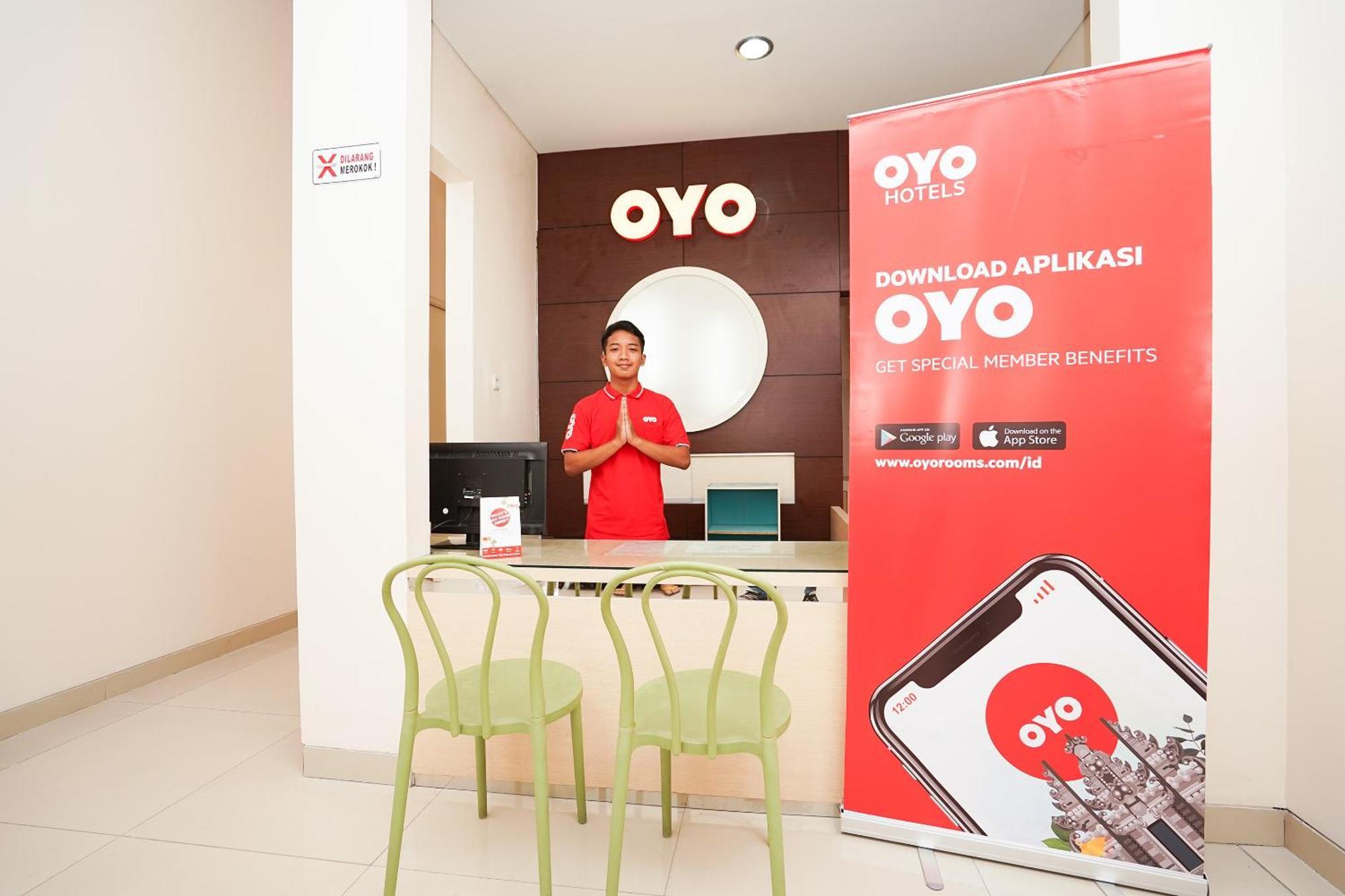 Oyo 782 Menjangan Residence At Citraland 1 Surabaya Dış mekan fotoğraf